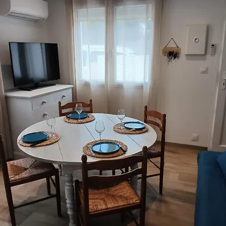 Les Rougets Holiday home Narbonne